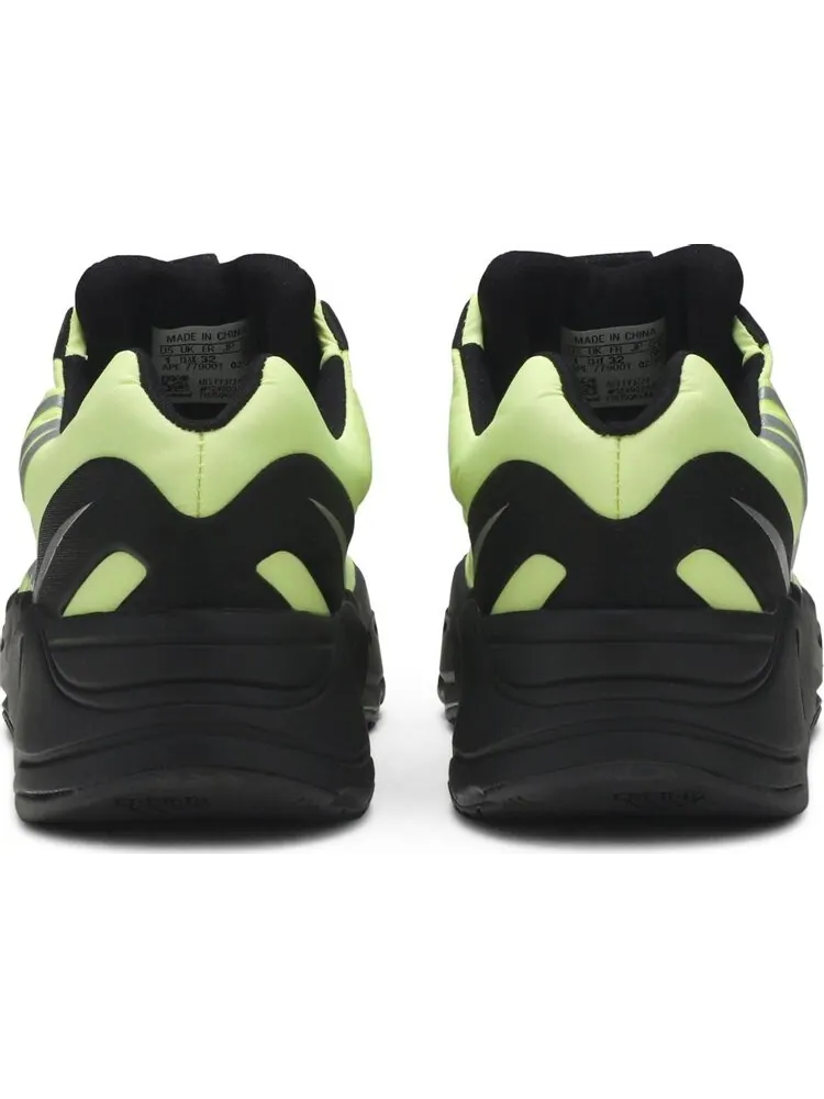 Кроссовки Adidas Yeezy Boost 700 MNVN Kids 'Phosphor' — изображение 6 из 8, желтый