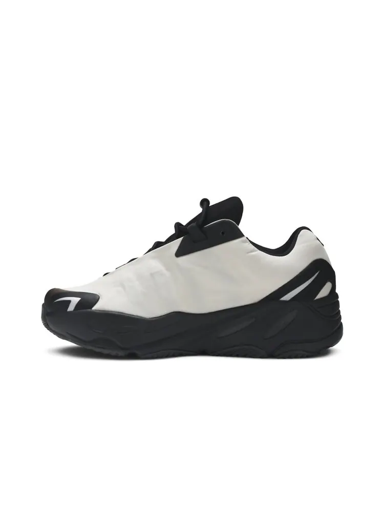 Кроссовки Adidas Yeezy Boost 700 MNVN Kids — изображение 3 из 4, белый