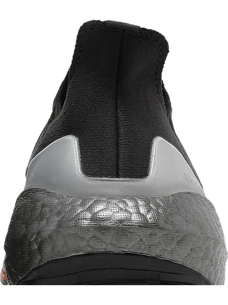 Кроссовки Adidas UltraBoost 21 'Carbon Solar Red' — изображение 7 из 8, серый