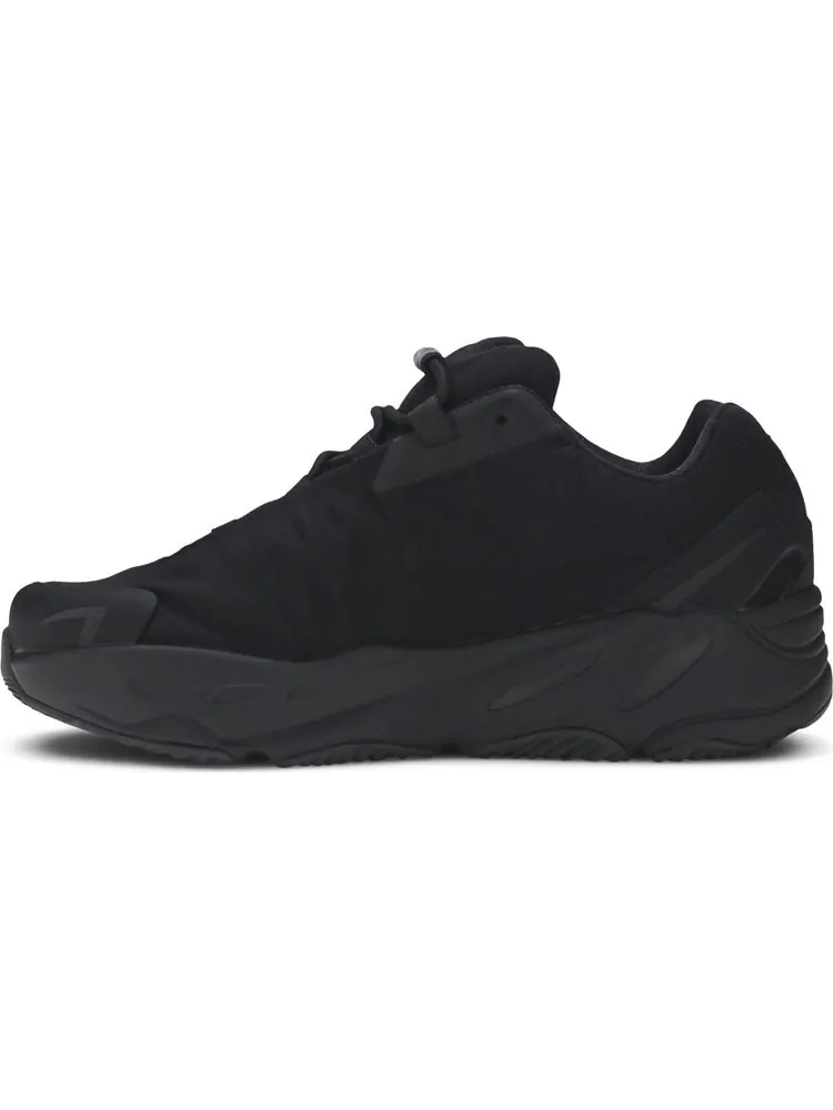 Кроссовки Adidas Yeezy Boost 700 MNVN Kids 'Triple Black' — изображение 3 из 8, черный