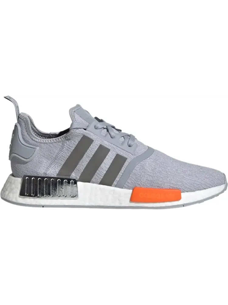 Кроссовки Adidas NMD_R1 'Grey Silver Metallic' — изображение 1 из 1, серый