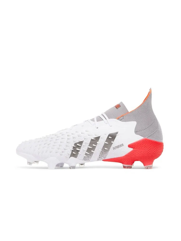 Кроссовки Adidas Predator Freak.1 FG — изображение 3 из 4, белый