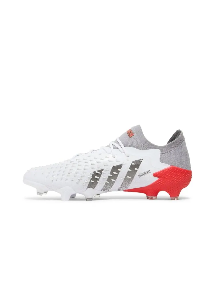 Кроссовки Adidas Predator Freak.1 Low FG — изображение 3 из 4, белый
