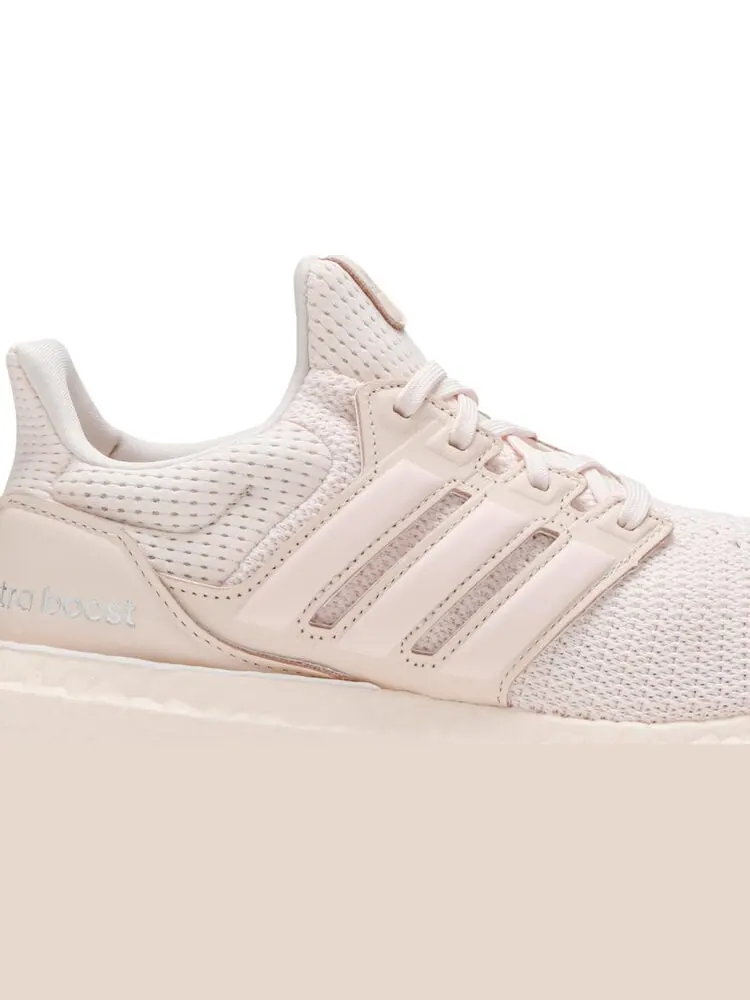 Кроссовки Adidas Wmns UltraBoost 'Pink Tint' — изображение 2 из 8, розовый
