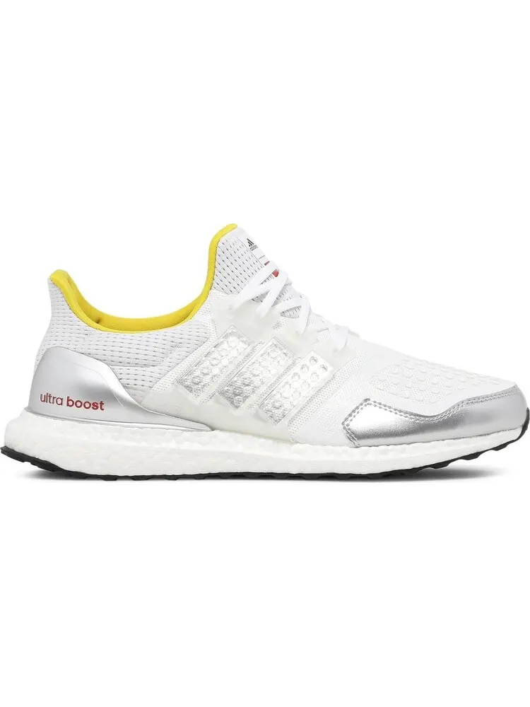 Кроссовки Adidas UltraBoost DNA x LEGO — изображение 1 из 8, белый