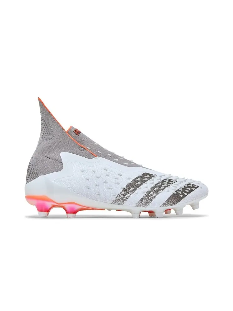 Кроссовки Adidas Predator Freak+ AG — изображение 1 из 4, белый