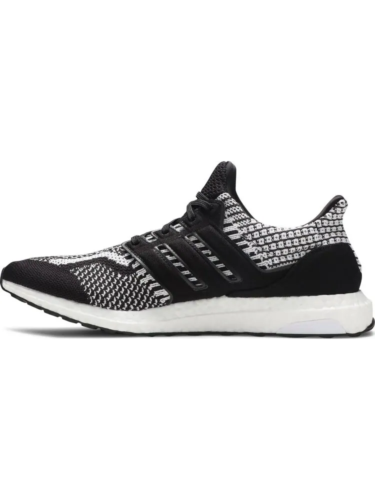 Кроссовки Adidas UltraBoost 5.0 DNA 'Black White' — изображение 3 из 8, черный