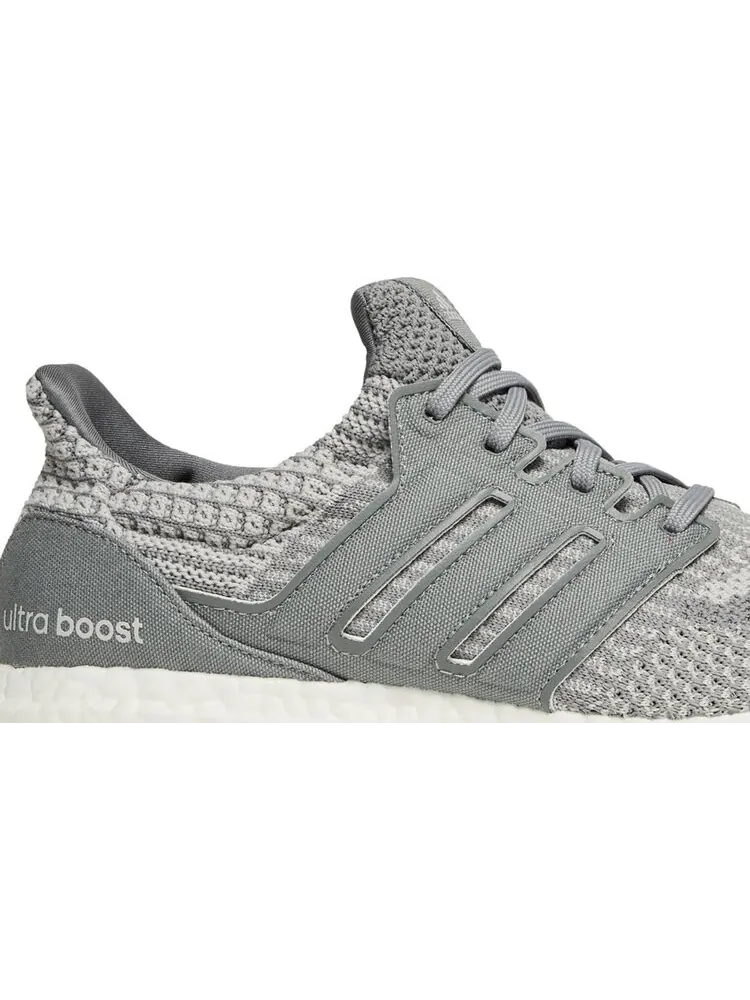Кроссовки Adidas UltraBoost 5.0 DNA — изображение 2 из 8, серый