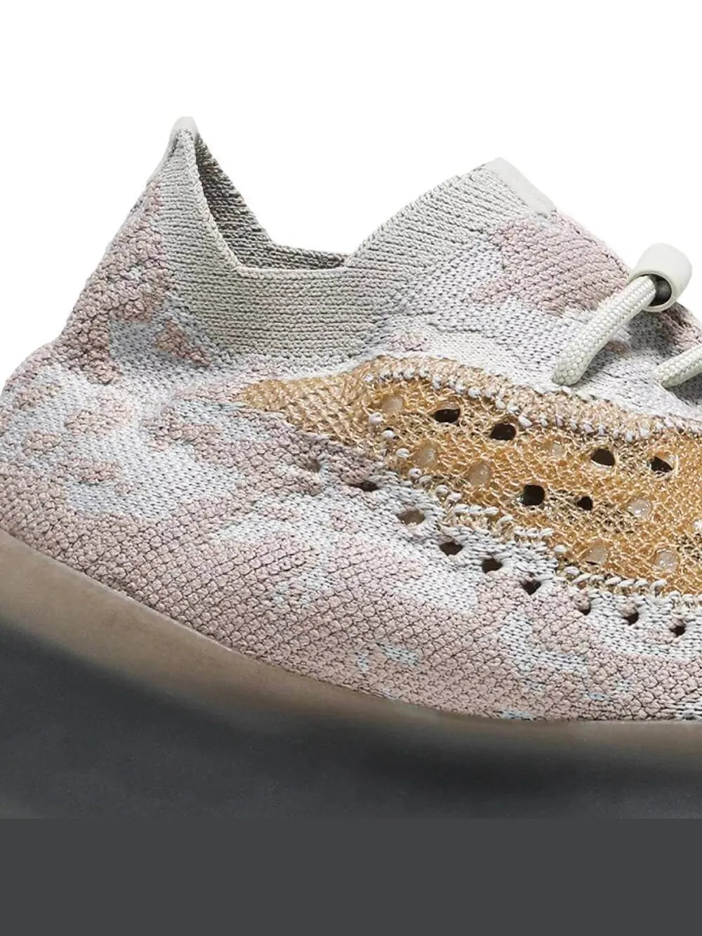 Кроссовки Yeezy Boost 380 Pepper Non-Reflective — изображение 6 из 8, белый