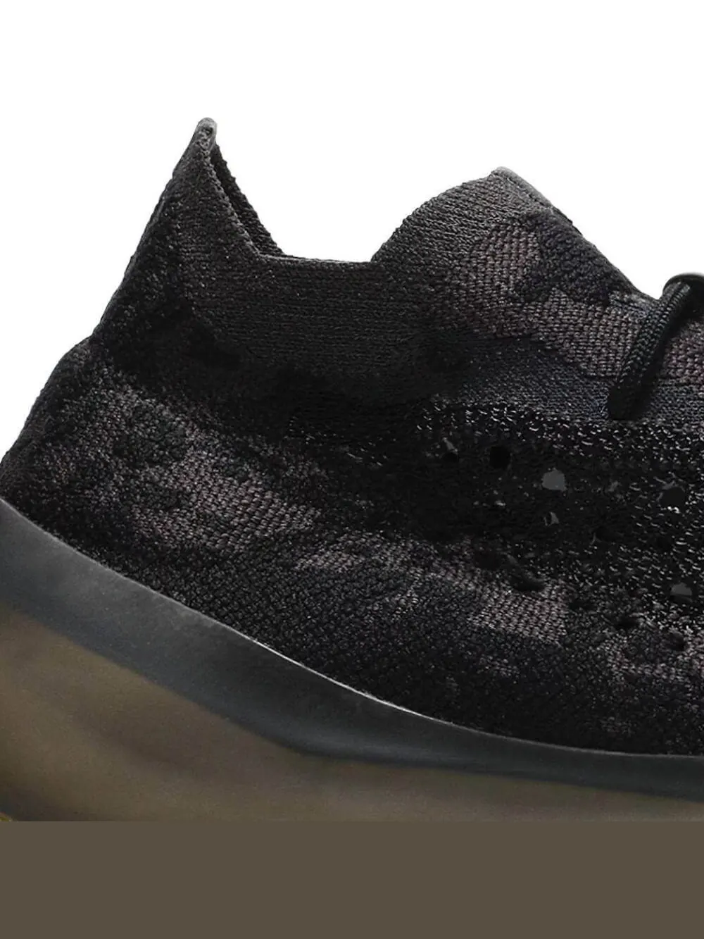Кроссовки Adidas Yeezy Boost 380 Onyx — изображение 7 из 8, черный