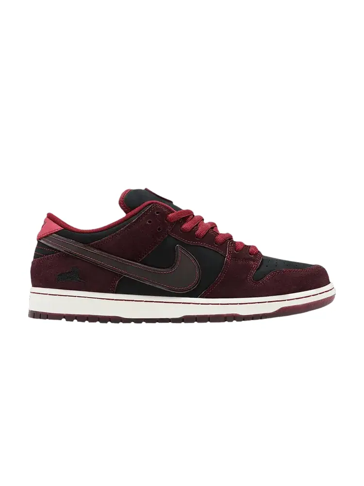 Кроссовки RIOT Skateshop x Dunk Low Pro SB QS 'Mahogany Dark Beetroot' Special Box — изображение 1 из 1, коричневый