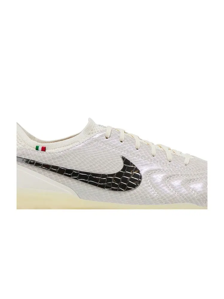 Кроссовки Nike Tiempo Legend 10 Elite Luxe FG Made in Italy — изображение 2 из 8, белый