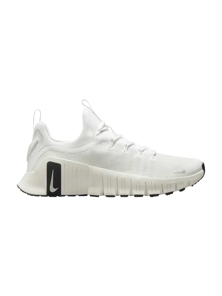 Кроссовки Nike Wmns Free Metcon 6 Premium Summit White Black — изображение 1 из 1, белый черный