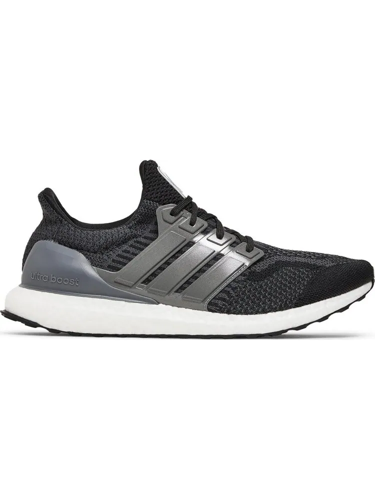 Кроссовки Adidas NASA x UltraBoost DNA 'Black Carbon' — изображение 1 из 8, черный