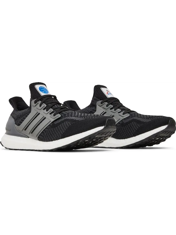 Кроссовки Adidas NASA x UltraBoost DNA 'Black Carbon' — изображение 8 из 8, черный