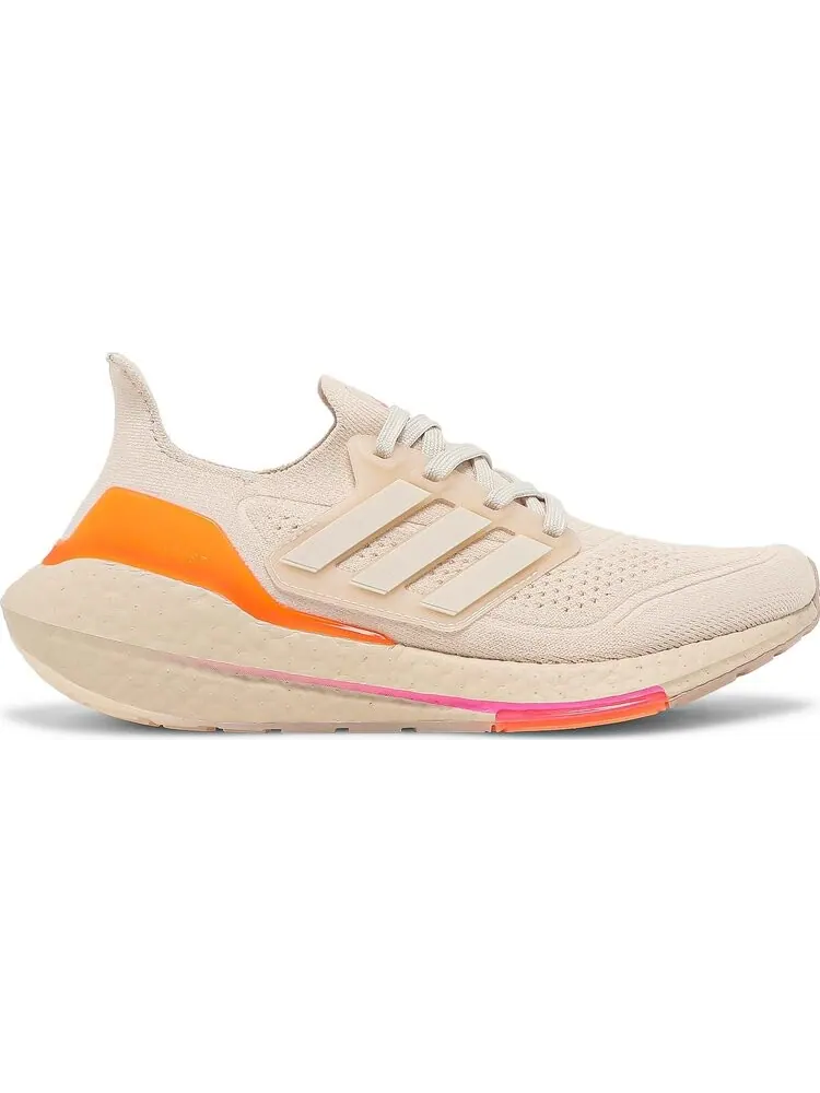 Кроссовки Adidas Wmns UltraBoost 21 'Halo Ivory Ultra Pop' — изображение 1 из 8, бежевый