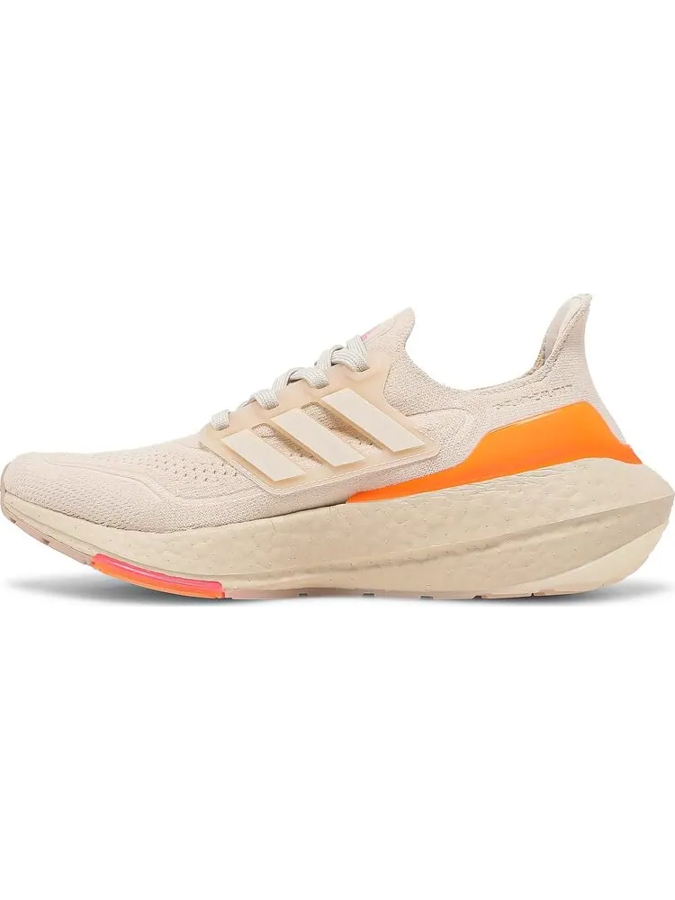 Кроссовки Adidas Wmns UltraBoost 21 'Halo Ivory Ultra Pop' — изображение 3 из 8, бежевый