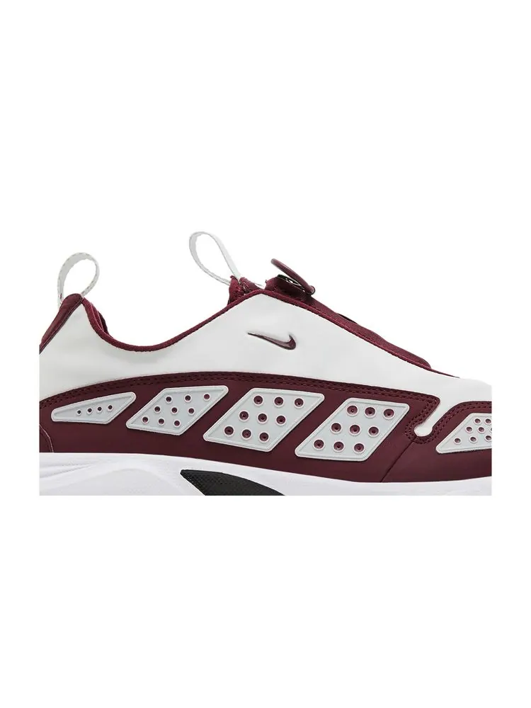 Кроссовки Wmns Air Sunder Max 'Burgundy Crush' — изображение 2 из 8, бордовый