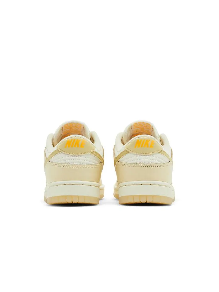 Кроссовки Nike Wmns Dunk Low 'Muslin Team Gold' — изображение 7 из 9