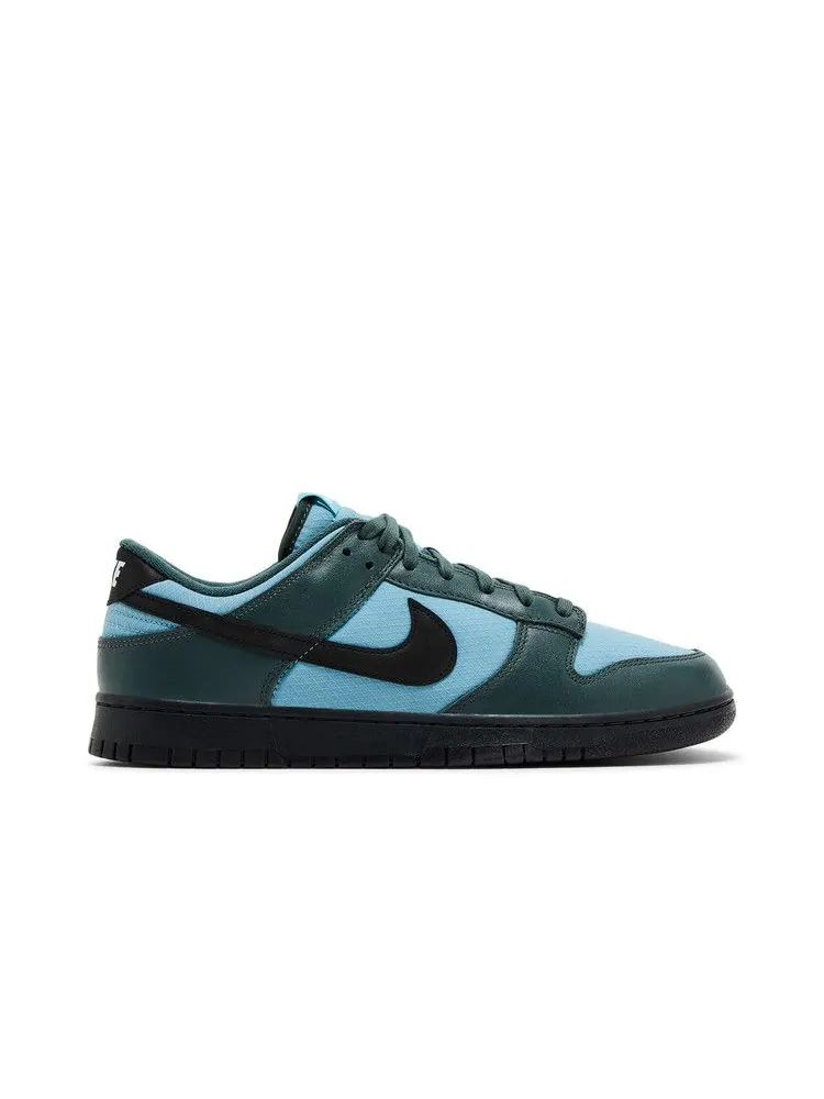 Кроссовки Nike Dunk Low SE 'Vintage Green Denim Turquoise' — изображение 2 из 9