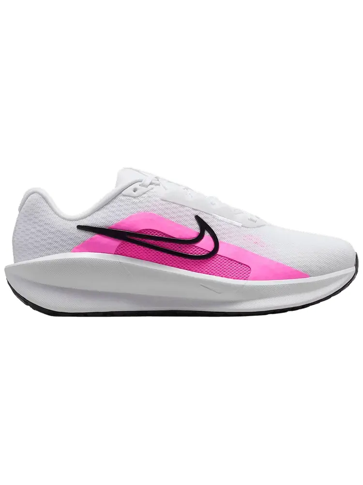 Кроссовки Nike Wmns Downshifter 13 Extra Wide — изображение 1 из 1, белый