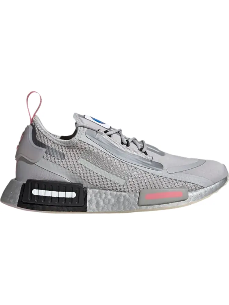 Кроссовки Adidas NASA x Wmns NMD_R1 Spectoo 'Grey Core Black' — изображение 1 из 1, серый