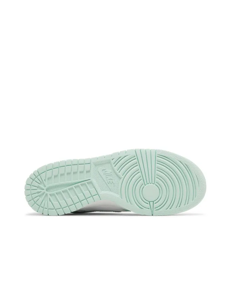 Кроссовки Nike Dunk Low GS 'Mint Foam' — изображение 5 из 9, белый