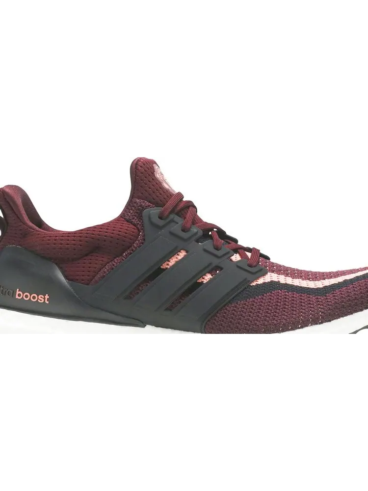 Кроссовки Adidas Manchester United x UltraBoost DNA 'Football Pack' — изображение 2 из 8, красный