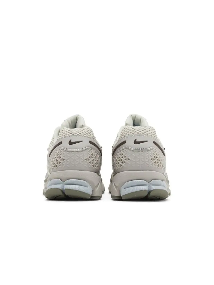 Кроссовки Air Zoom Vomero 5 'Light Orewood Brown' — изображение 6 из 8, светлый коричневый