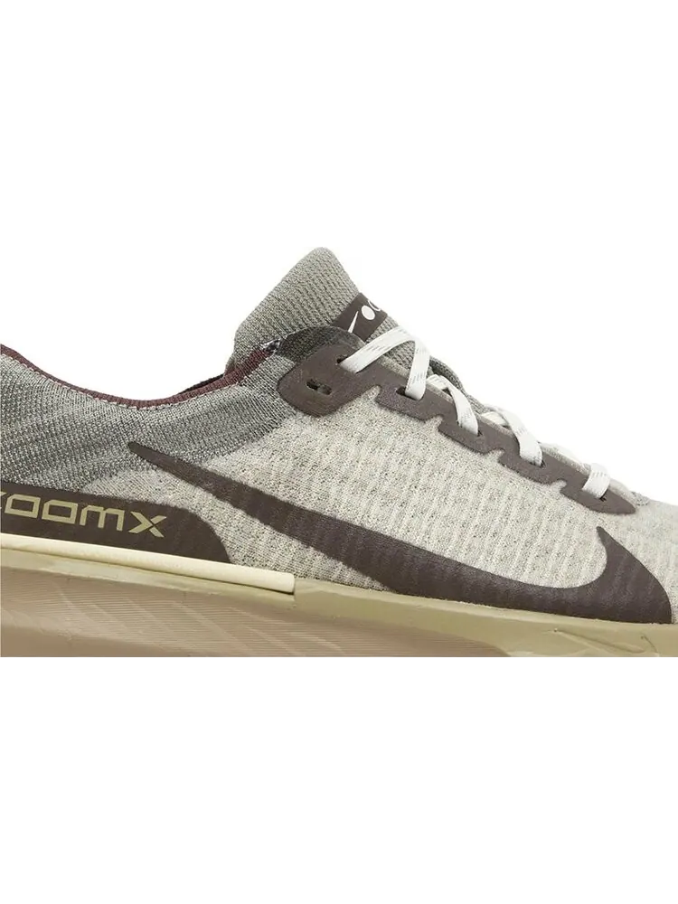 Кроссовки ZoomX Invincible 3 'Dark Stucco' — изображение 2 из 4, зеленый