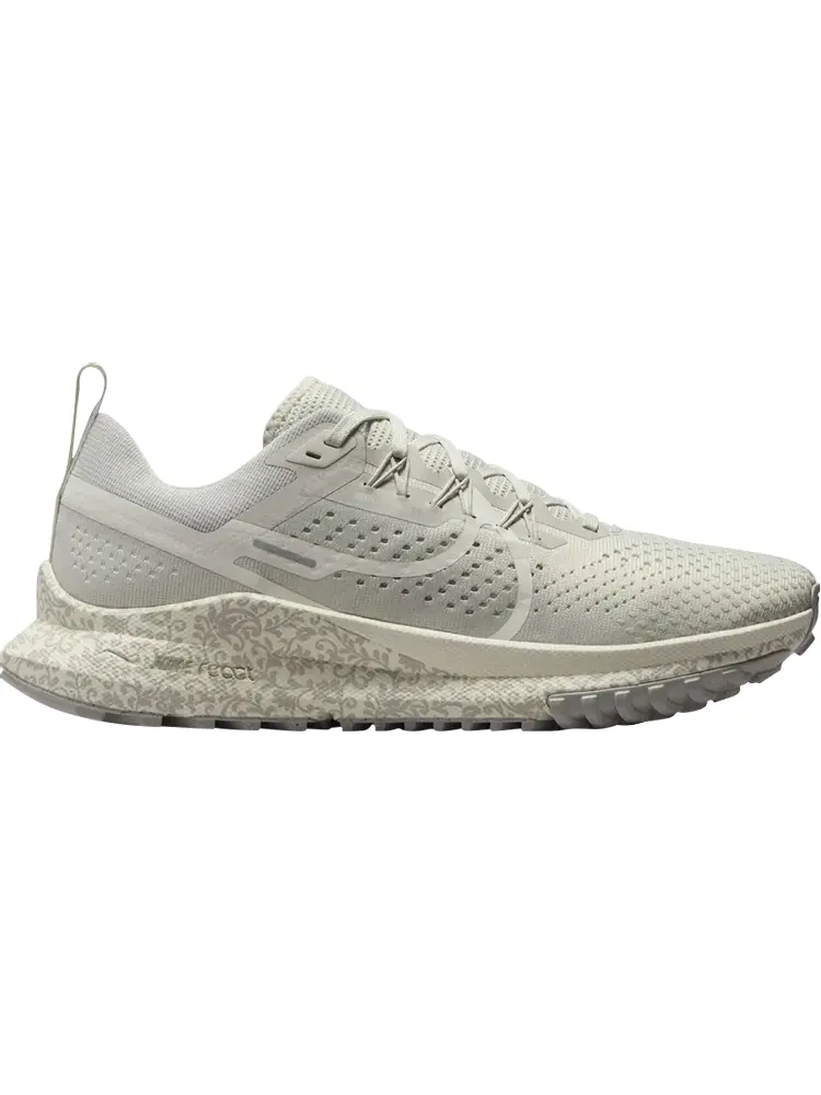 Кроссовки Wmns React Pegasus Trail 4 'Give Her Flowers' — изображение 1 из 1, бежевый