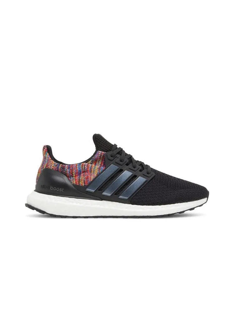 Кроссовки adidas UltraBoost DNA 'Black Night Metallic' — изображение 2 из 9, черный/металлик/черный
