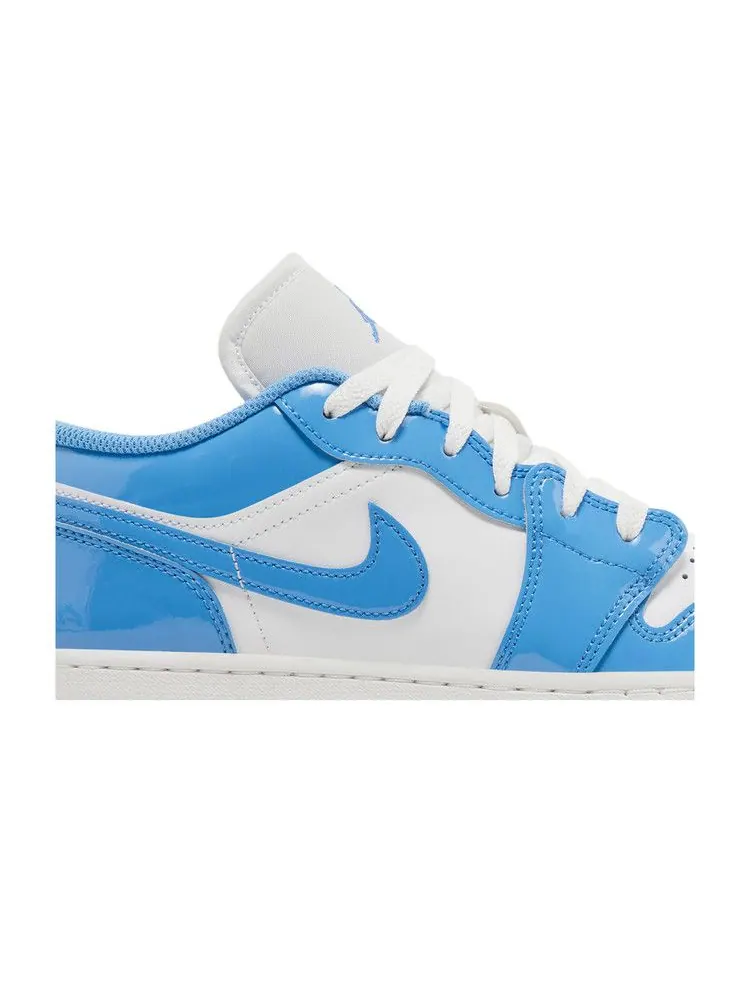 Кроссовки Air Jordan Air Jordan 1 Low GS 'UNC Patent' — изображение 3 из 9, белый/синий