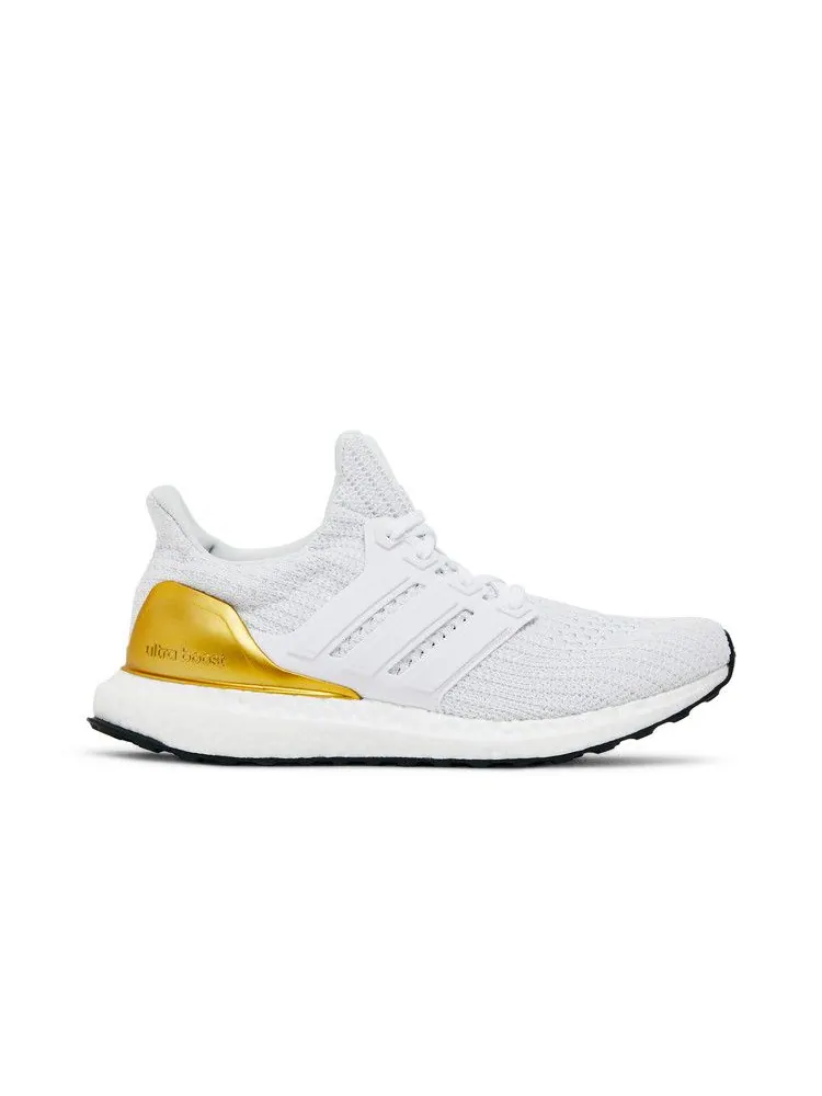 Кроссовки adidas Wmns UltraBoost 4.0 DNA 'White Gold' — изображение 2 из 9, белый/белый/черный