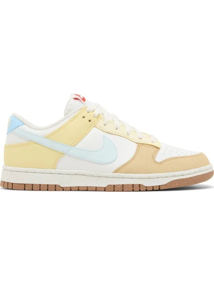 Кроссовки Wmns Dunk Low Next Nature 'Soft Yellow Aquarius Blue' — изображение 1 из 4, бежевый