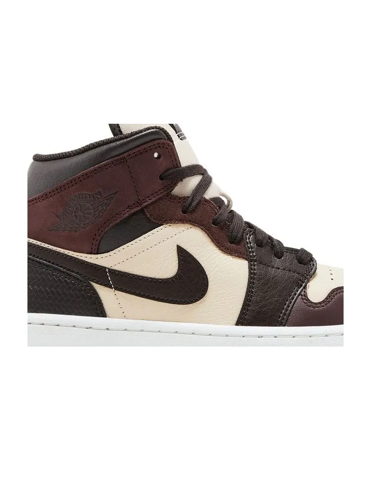 Кроссовки Air Jordan Air Jordan 1 Mid SE 'Paris YMCA' — изображение 3 из 9