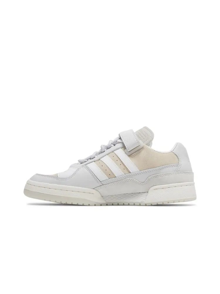 Кроссовки Adidas Ivy Park x Forum Low — изображение 3 из 4, белый