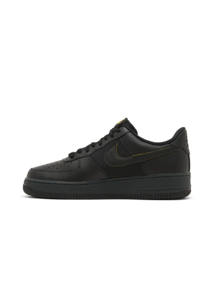 Кроссовки Nike Air Force 1 '07 'Black University Gold' — изображение 4 из 9