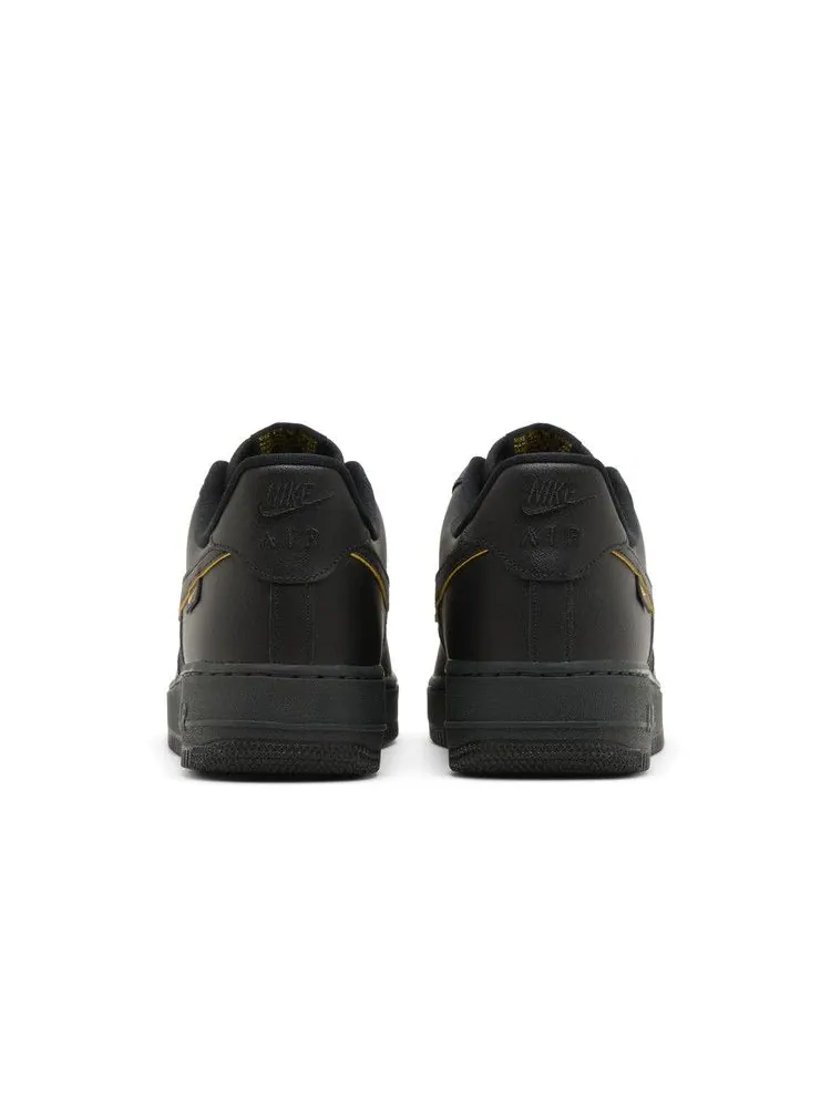 Кроссовки Nike Air Force 1 '07 'Black University Gold' — изображение 7 из 9