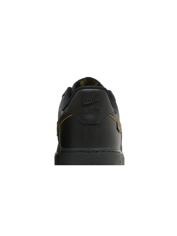 Кроссовки Nike Air Force 1 '07 'Black University Gold' — изображение 8 из 9