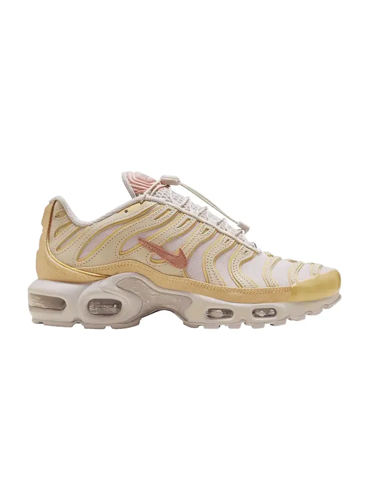 Кроссовки Wmns Air Max Plus 'Sanddrift Red Stardust' — изображение 1 из 1, красный