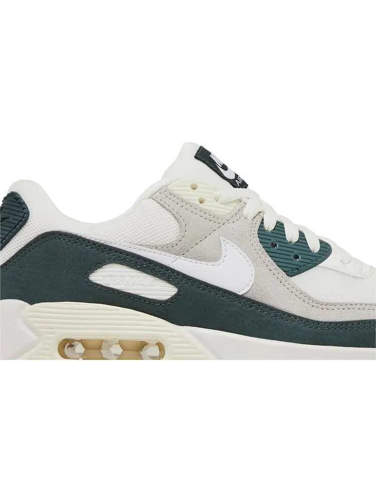 Кроссовки Wmns Air Max 90 'Sail Vintage Green' — изображение 2 из 4, бежевый