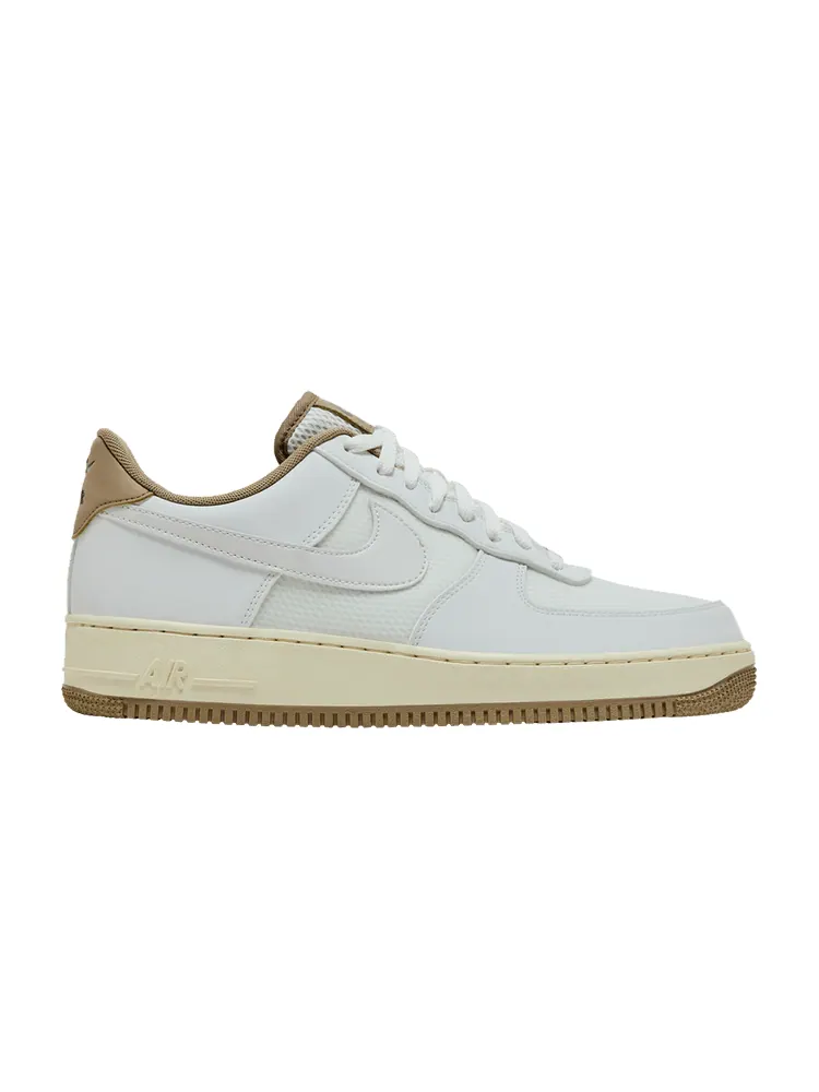 Кроссовки Nike Air Force 1 '07 LV8 'Coconut Milk Khaki' — изображение 1 из 9, белый/хаки//белый