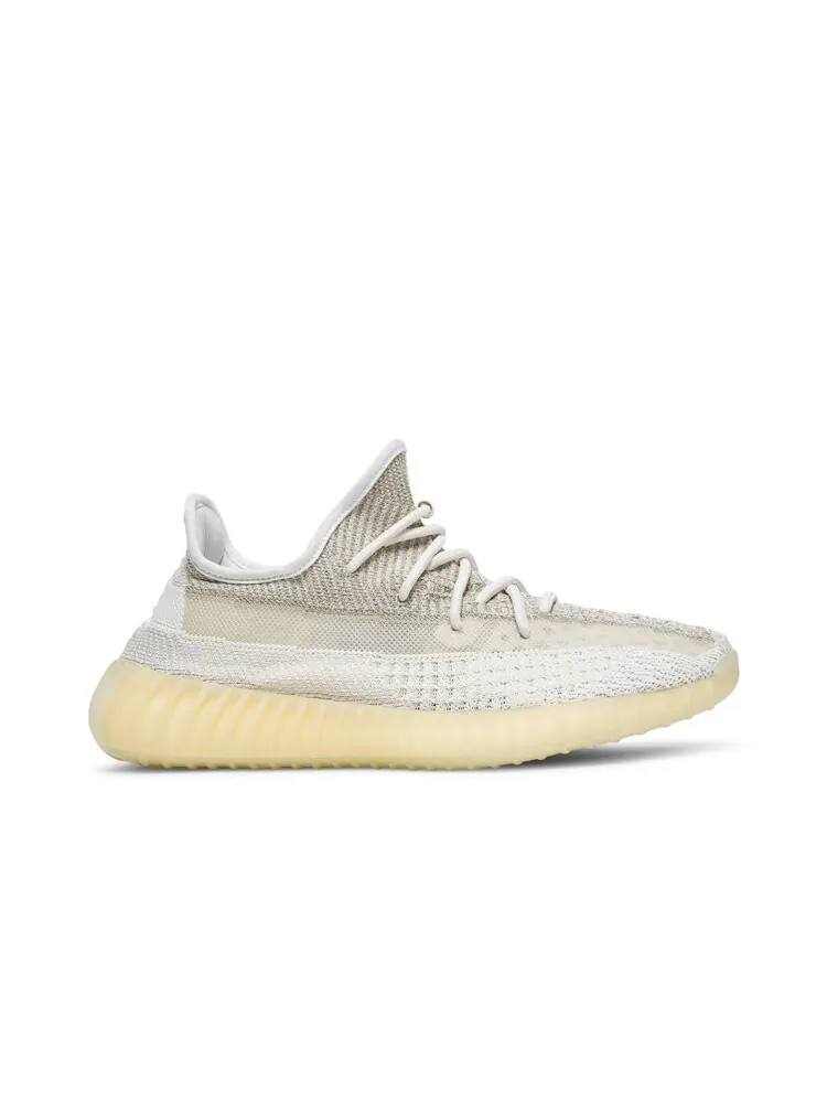 Кроссовки Adidas Yeezy Boost 350 V2 — изображение 1 из 4, белый