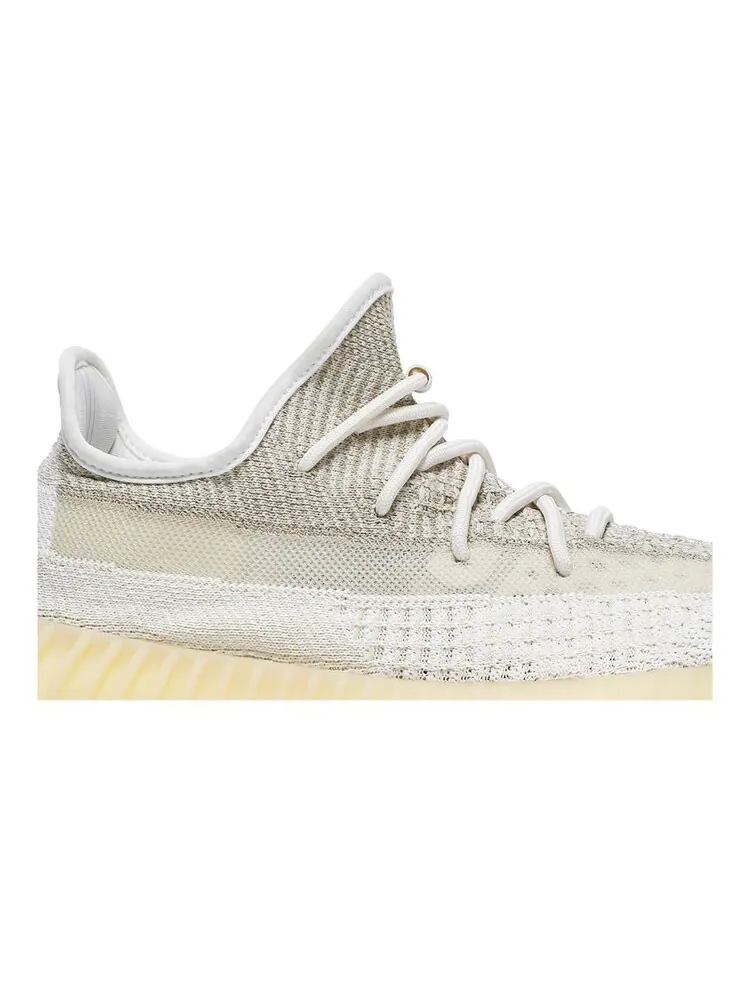 Кроссовки Adidas Yeezy Boost 350 V2 — изображение 2 из 4, белый
