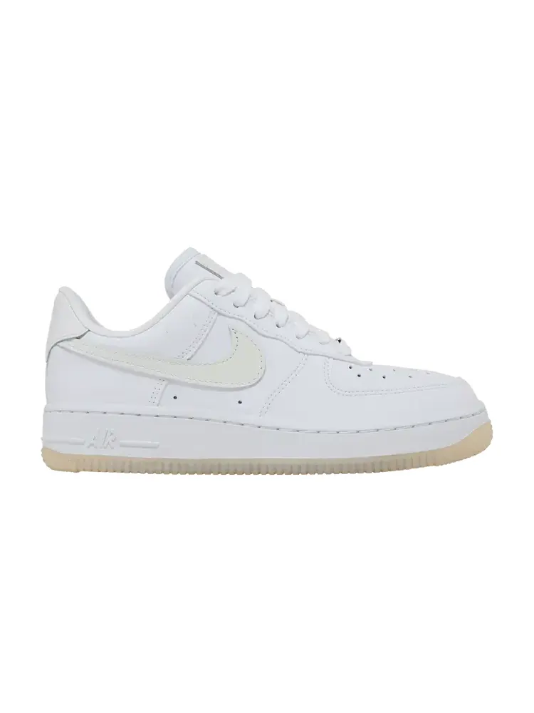 Кроссовки Nike Wmns Air Force 1 '07 LX 'UV Swooshes' — изображение 1 из 9