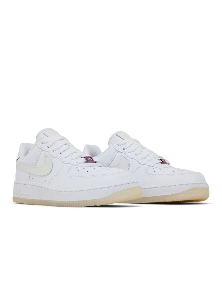 Кроссовки Nike Wmns Air Force 1 '07 LX 'UV Swooshes' — изображение 9 из 9