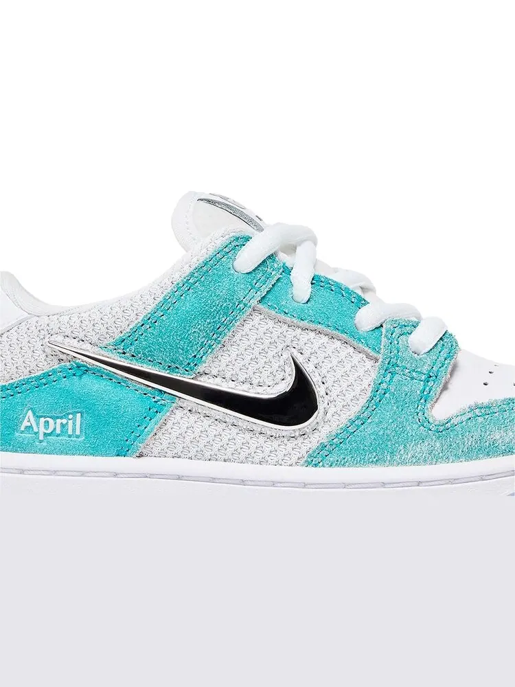 Кроссовки April Skateboards x Dunk Low SB TD 'Turbo Green' — изображение 2 из 4, зеленый
