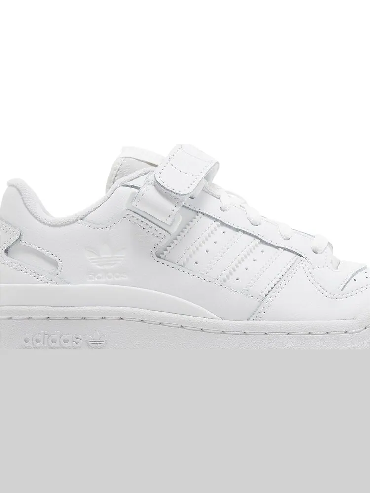 Кроссовки Wmns Forum Low 'Triple White' — изображение 2 из 4, белый