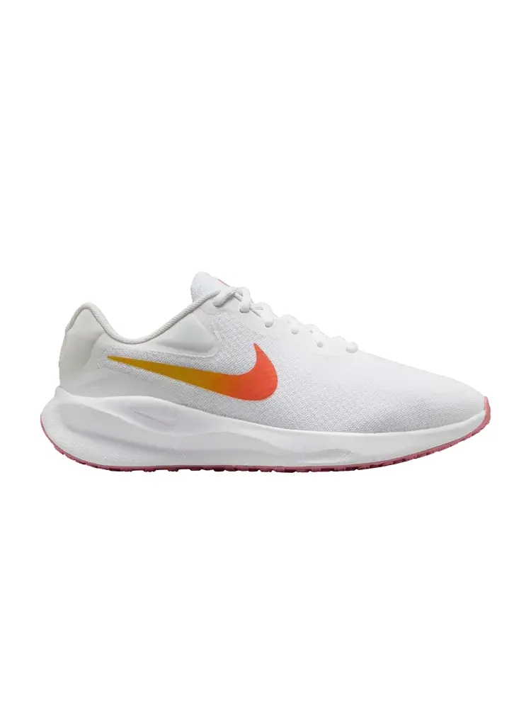 Кроссовки Nike Wmns Revolution 7 Wide White Magic Ember — изображение 1 из 1, белый